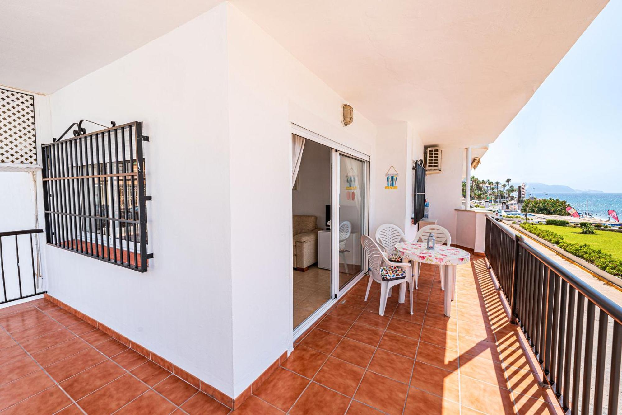 Apartmán Arce 1 Number 1 Nerja Exteriér fotografie